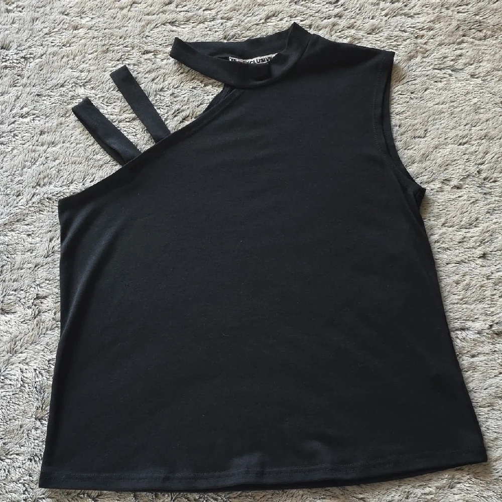 🤑 EXCLUSIVE Black Sleeveless High Neck Top with Shoulder Straps. Size Medium - Picture 1 of 5